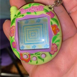 Tamagotchi Connection V3 - Green Flowers - Authentic Tested Working BANZAI